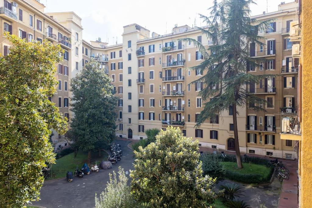 Wmr Apartment Near Vatican Рим Екстериор снимка